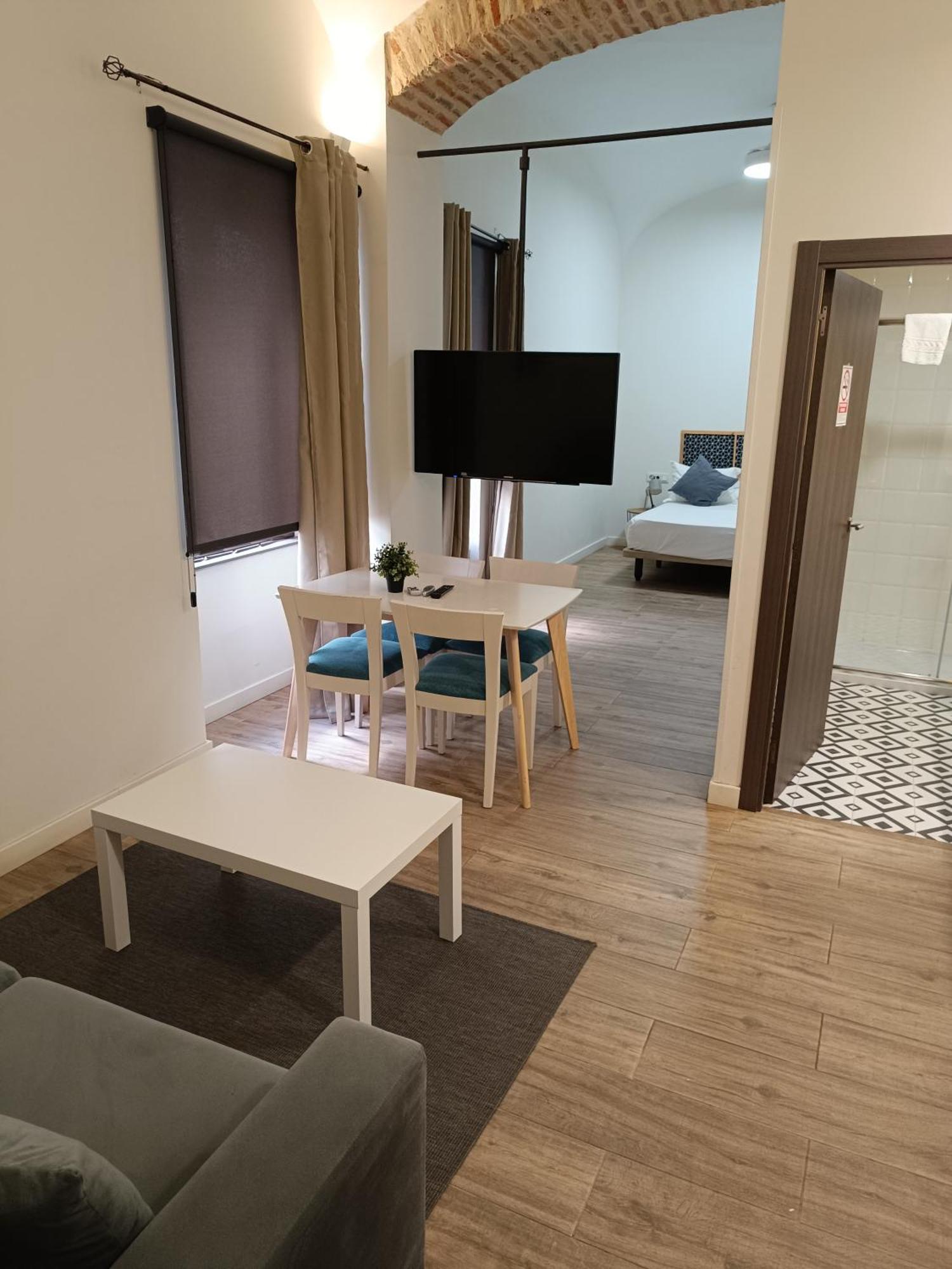 Apartamentos Al-Qazeres Luxury La Concepcion Caces Εξωτερικό φωτογραφία