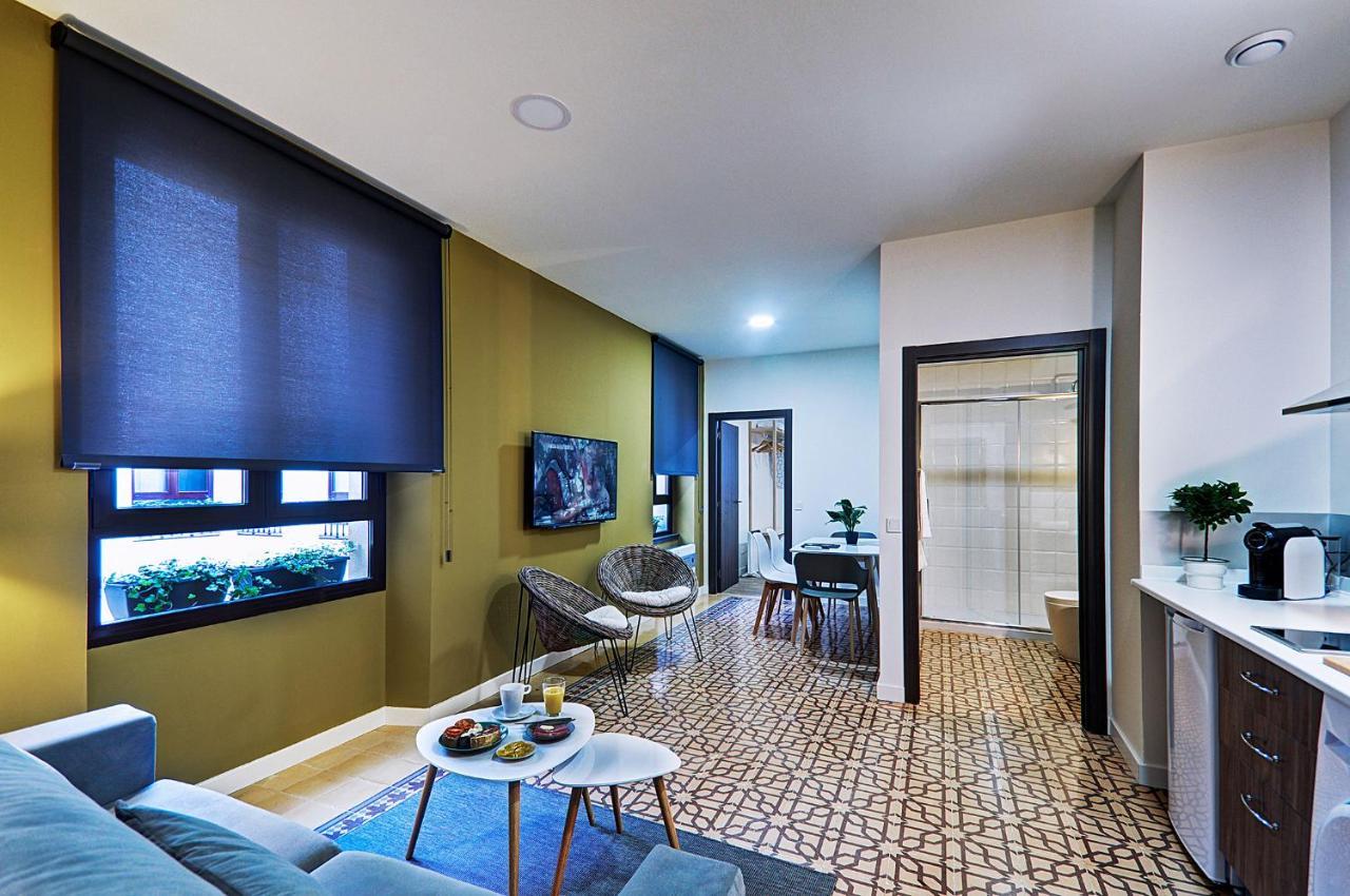 Apartamentos Al-Qazeres Luxury La Concepcion Caces Εξωτερικό φωτογραφία