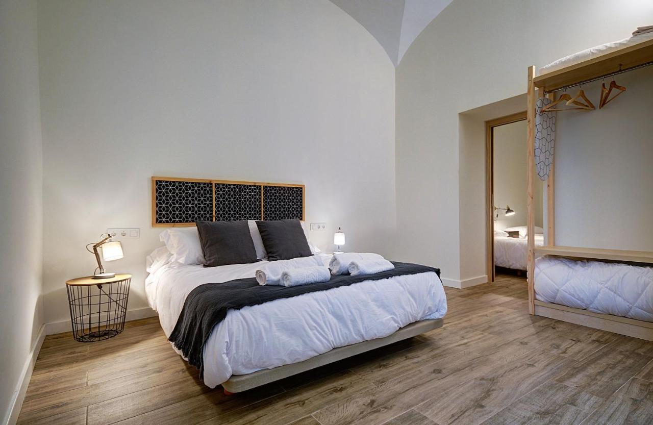 Apartamentos Al-Qazeres Luxury La Concepcion Caces Εξωτερικό φωτογραφία
